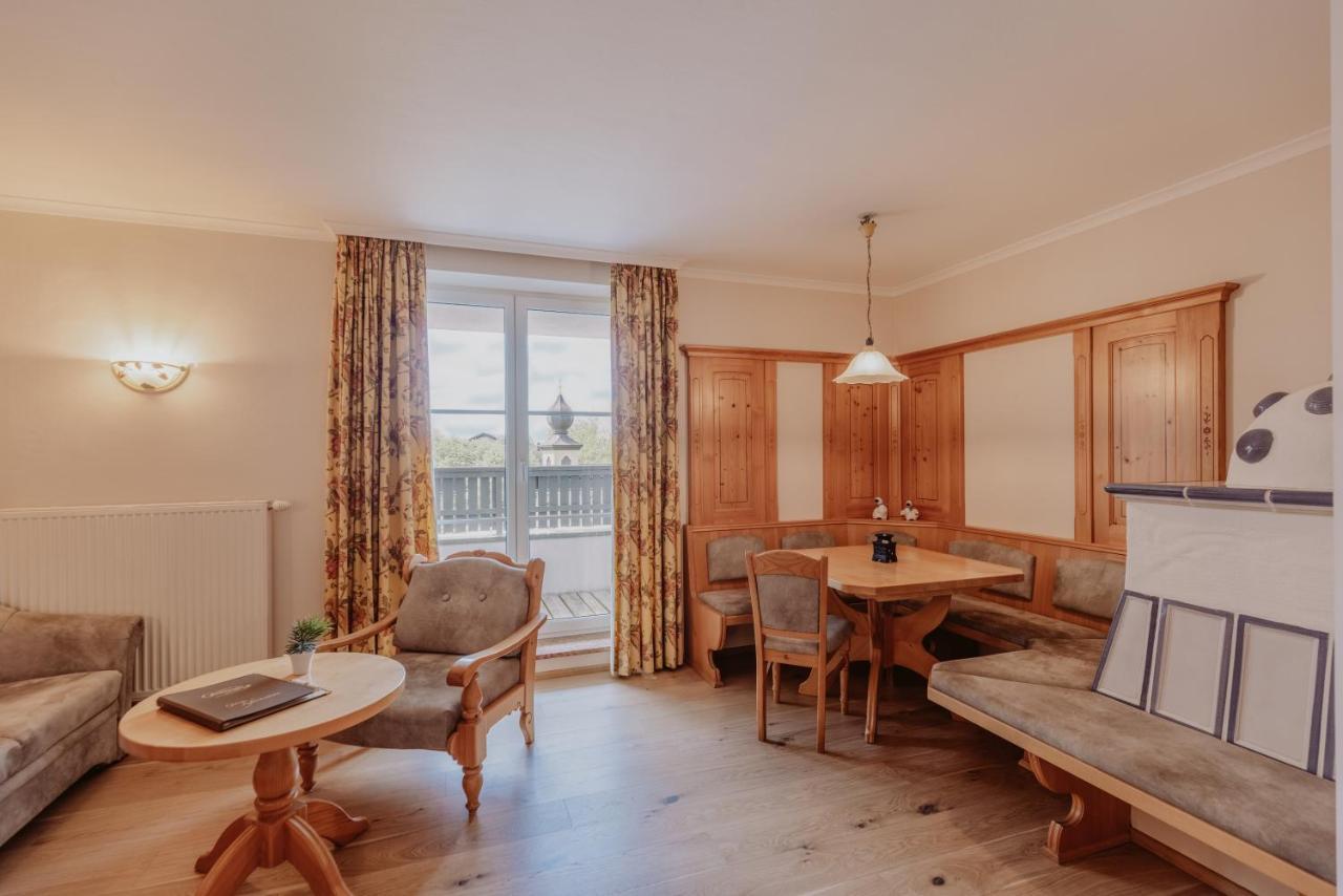 איוגנדורף Landhotel Gschirnwirt מראה חיצוני תמונה